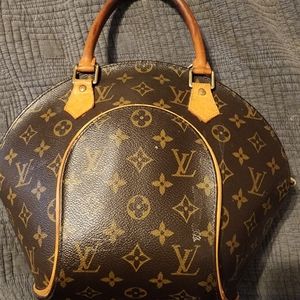 Louis Vuitton bag
